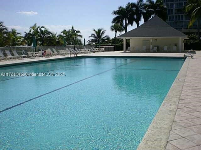 Building Photo - 881 Ocean Dr