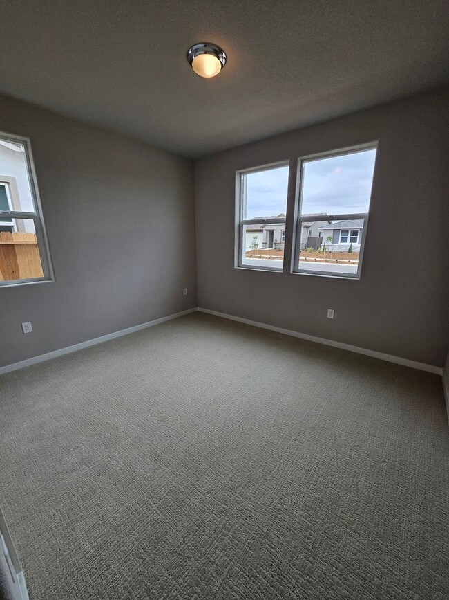 Building Photo - BRAND NEW BUILT HOME!!! 3 BEDROOM 2 BATH