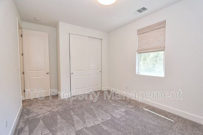 Building Photo - 4988 Amina Fair Way