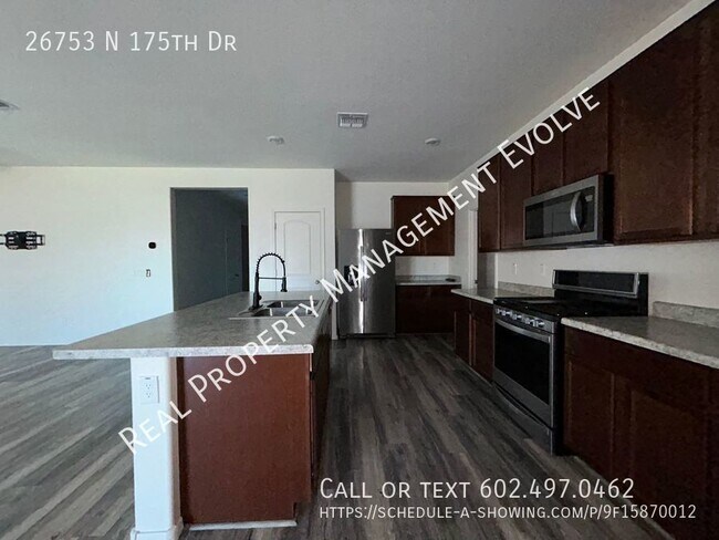 Building Photo - COME TOUR TODAY!