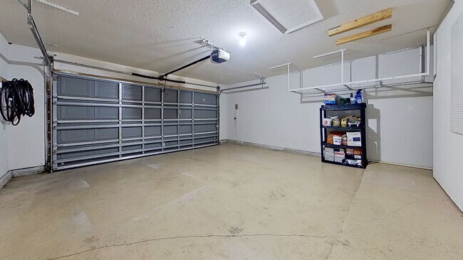 Building Photo - 12275 Deersong Dr