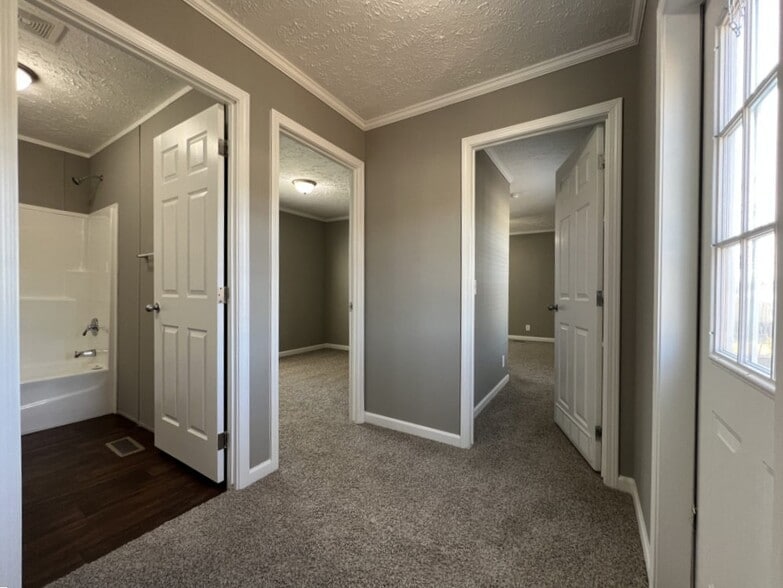 Building Photo - 302 Caseybrook Ct