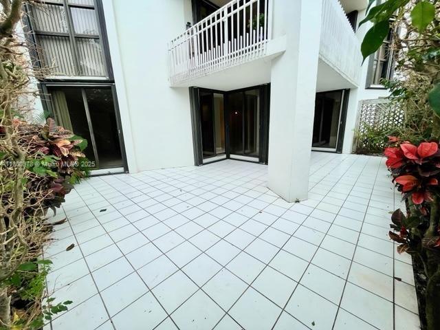 Primary Photo - 4000 Towerside Terrace