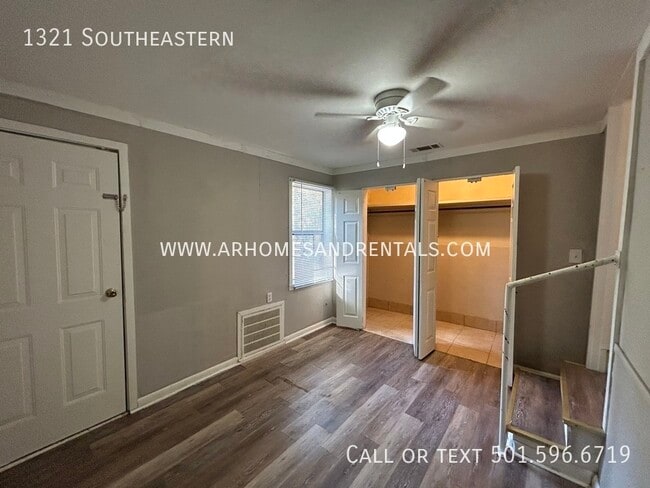 Building Photo - 1321 Southeastern-