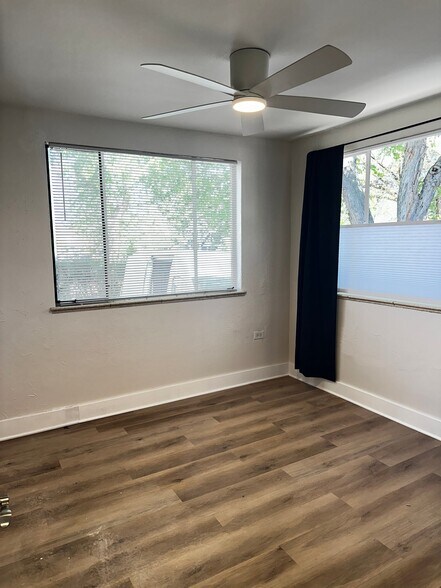 Building Photo - 2035 E 18th Ave