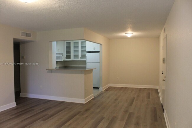 Building Photo - 7925 SW 86th St