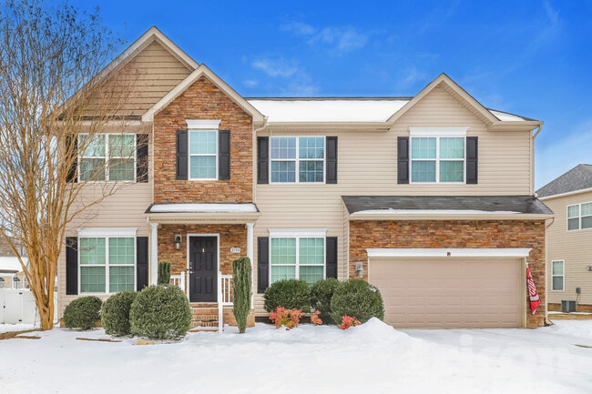 Building Photo - 2190 McLaughlin Dr