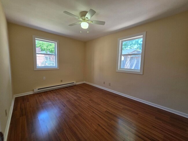 Building Photo - DVI122#-DJ