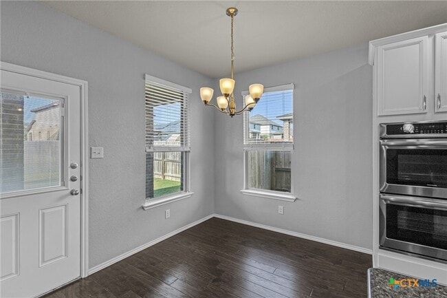 Building Photo - 1310 Stonewall Ridge
