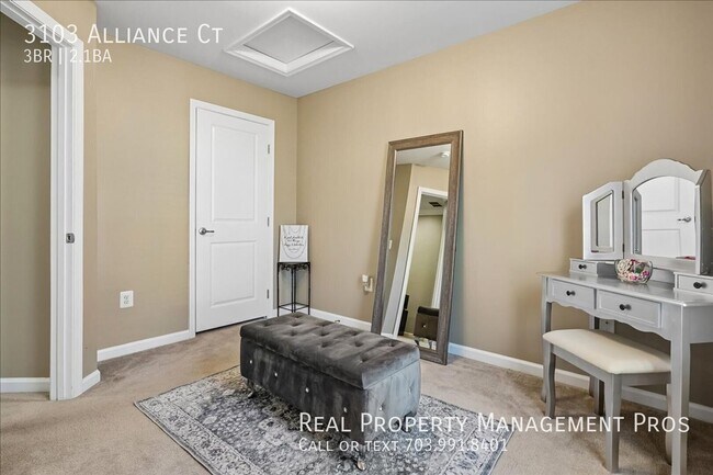 Building Photo - 3103 Alliance Ct