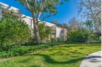 Building Photo - Charming 2-Bedroom Condo with Community Pool & Utilities Included in Newhall!