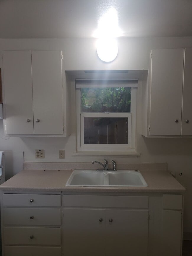 Building Photo - 940o