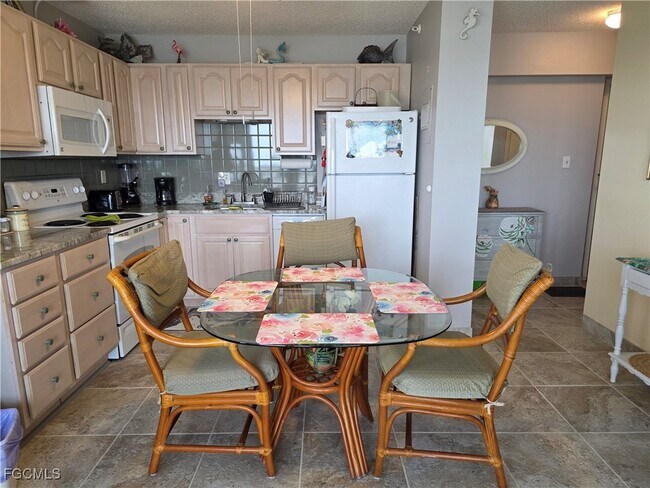 Building Photo - 8701 Estero Blvd