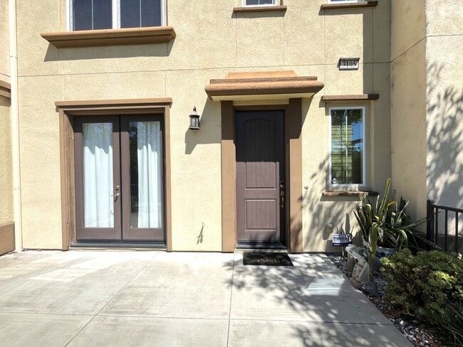 Building Photo - 3105 Marigold Cir