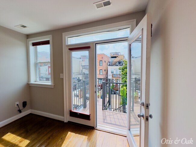 Building Photo - 3542-3513 13th St NW