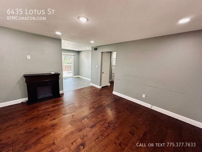 Building Photo - 6435 Lotus St