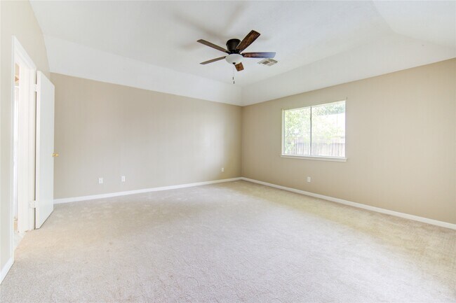 Building Photo - 1411 Township Ct