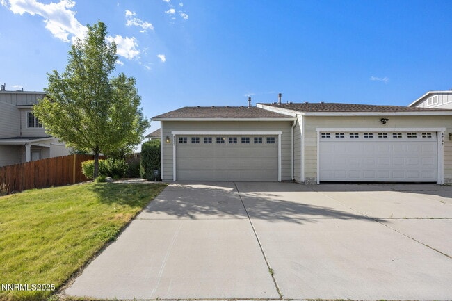 Building Photo - 8733 Sunset Breeze Dr