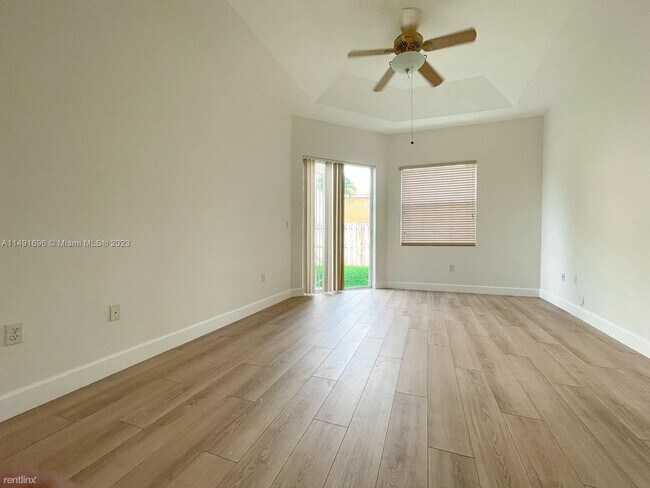 Building Photo - 4 br, 2 bath House - Vizcaya