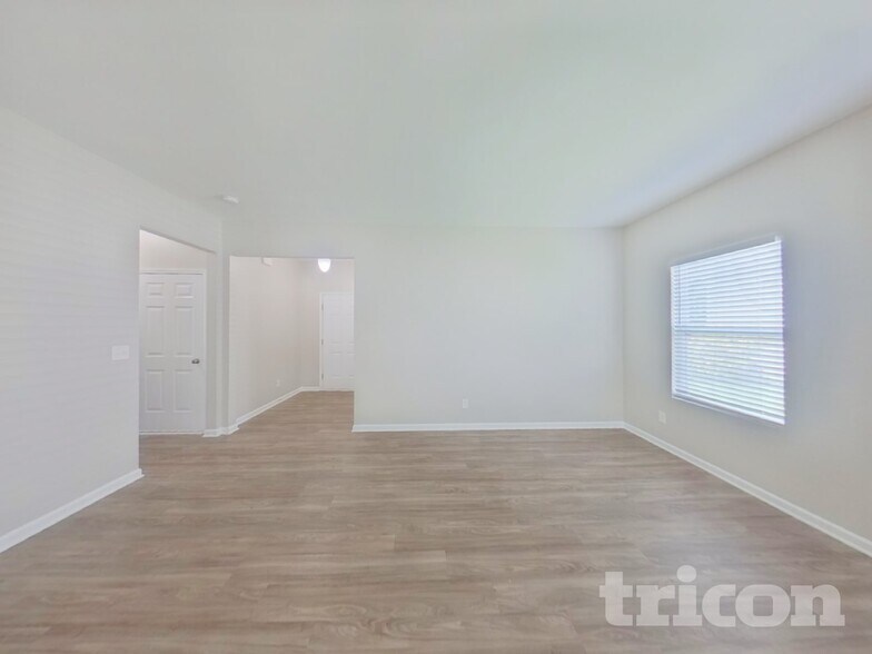 Building Photo - 1919 Rockycreek Ln