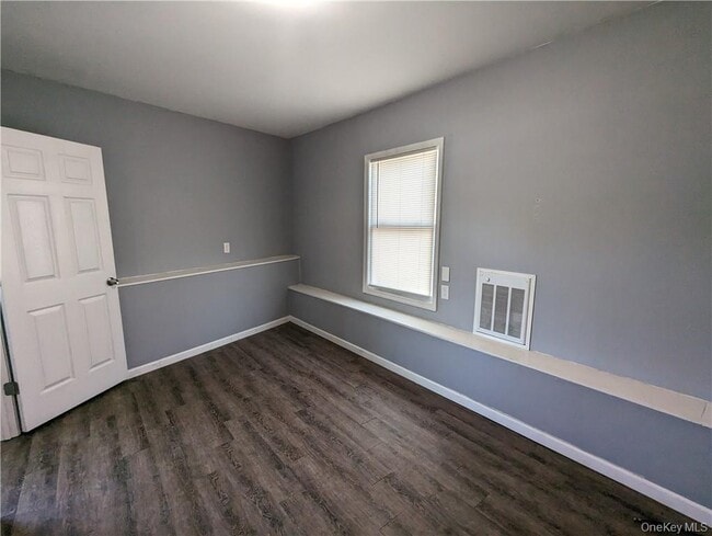 Building Photo - 3144 US-9W