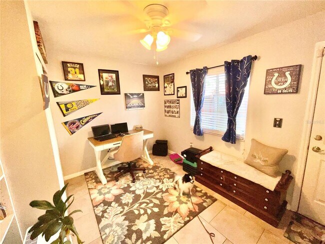 Building Photo - 7831 Barclay Rd