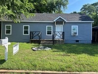 Building Photo - 613 W Murray St