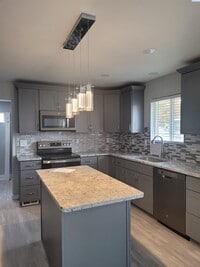 Building Photo - 3714 W Nixon St