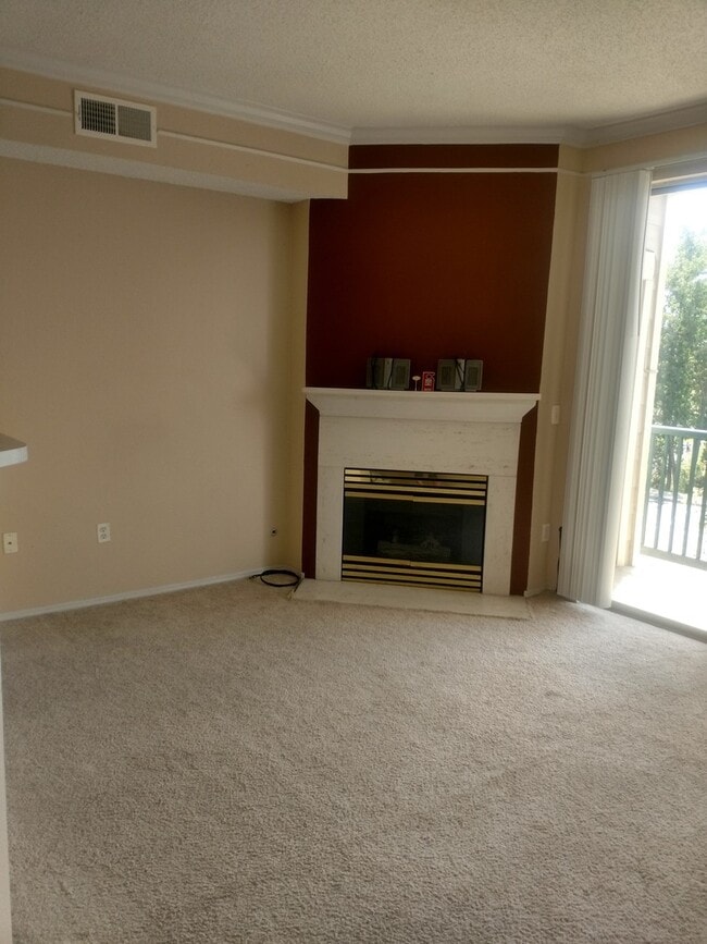Building Photo - Spacious 2 story town home- Superior, CO-AVAILABLE NOW!