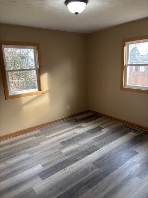 Building Photo - 2038 S Fairway Ave