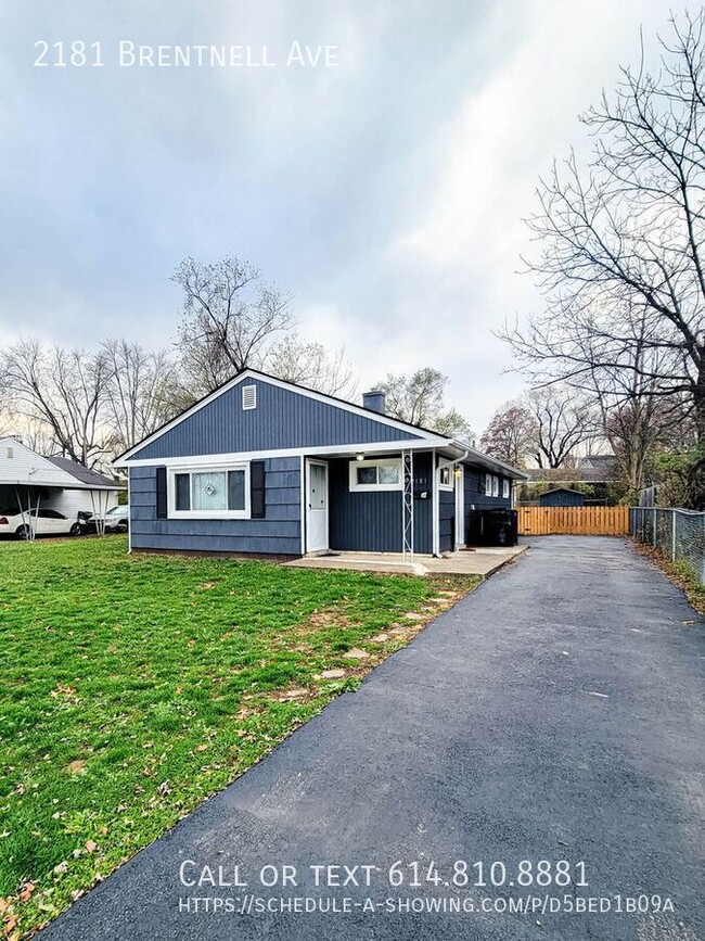 Building Photo - Three Bedroom Home- Large Yard