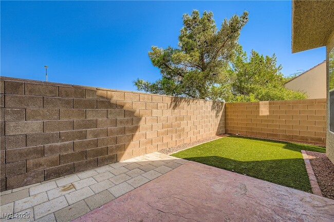Building Photo - 6048 Attavilla Dr