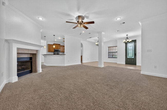 Building Photo - 603 Red Fern Rd