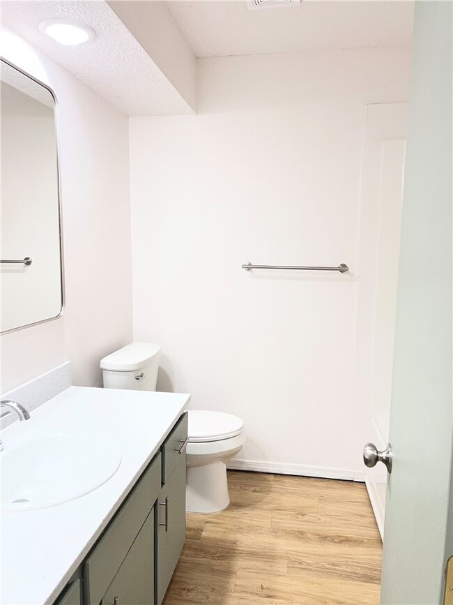 Building Photo - 2018 W Olive St