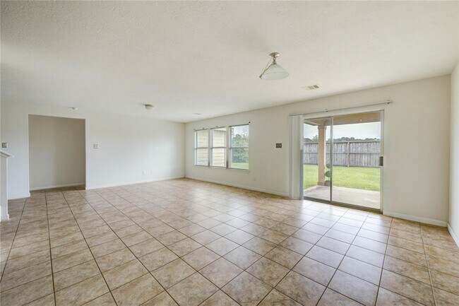 Building Photo - 16003 Peach Bluff Ln