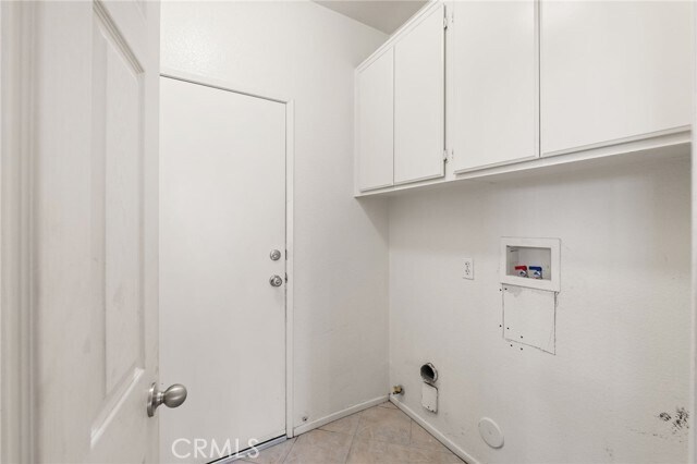 Building Photo - 2201 Jornada Dr