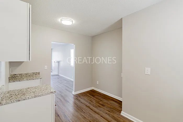 Building Photo - 8225 Rugby Ave