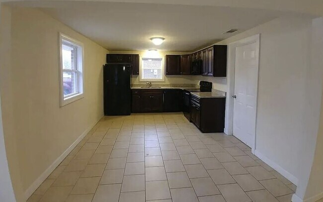 Building Photo - Frank Dr