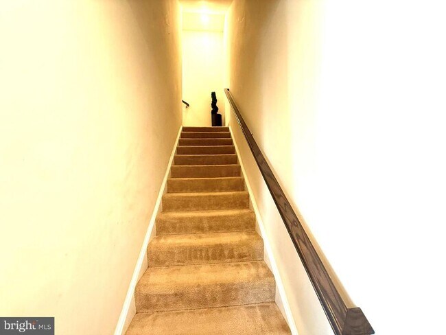 Building Photo - 17351 Redshank Rd