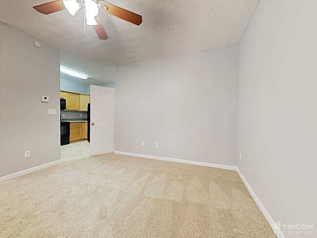 Building Photo - 6693 Evans Trce