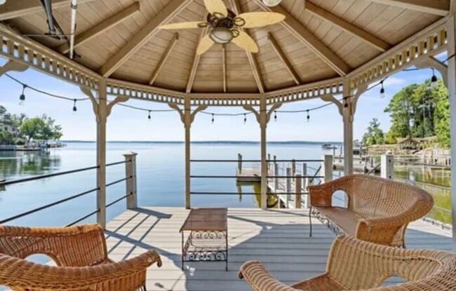 Building Photo - Lake Murray - Irmo - Offering Self Guided Tour with RENTLY!