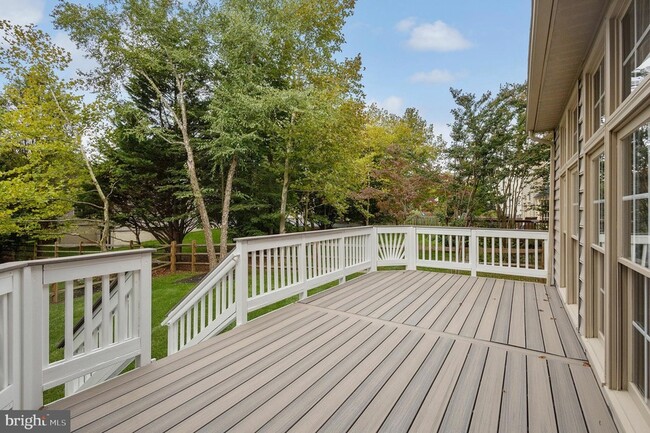 Building Photo - 43179 Allenby Way
