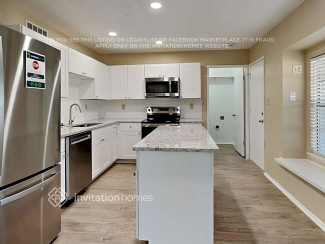 Building Photo - 419 Timberbend Trail