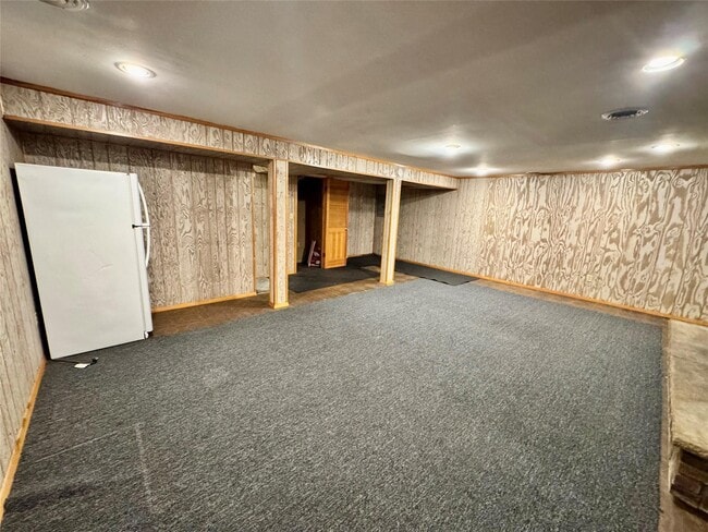 Building Photo - 22 Albacon Rd