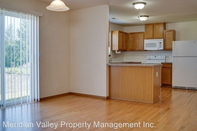 Building Photo - 4 br, 2.5 bath House - 7017 179th St Ct E