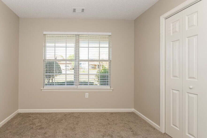 Building Photo - 232 Galway Ln