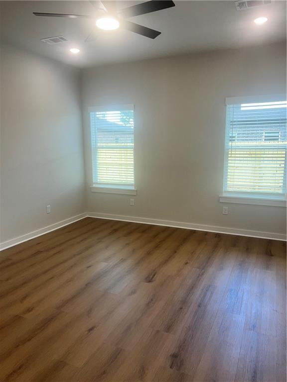 Building Photo - 613 Cosmos St