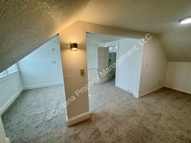 Building Photo - 612-614 13th Street North