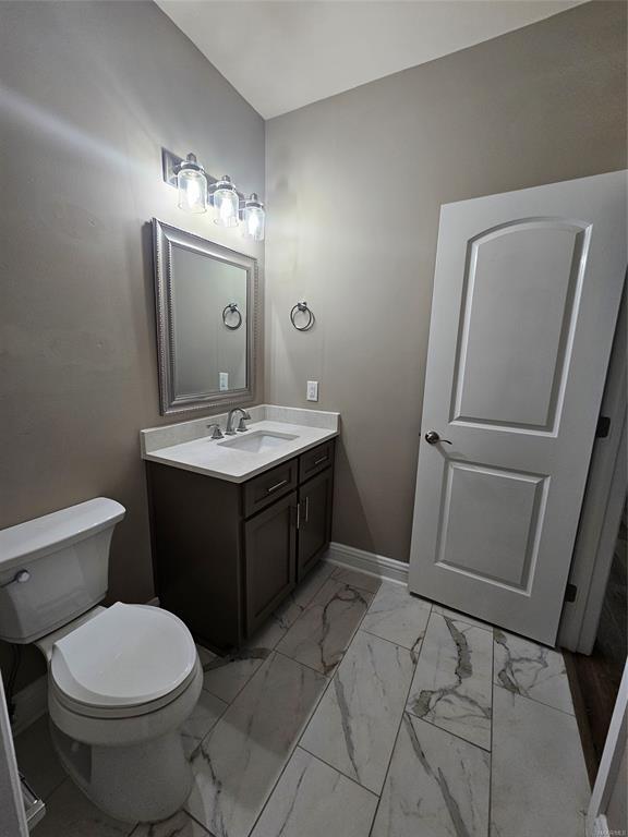 Building Photo - 397 Waters Edge