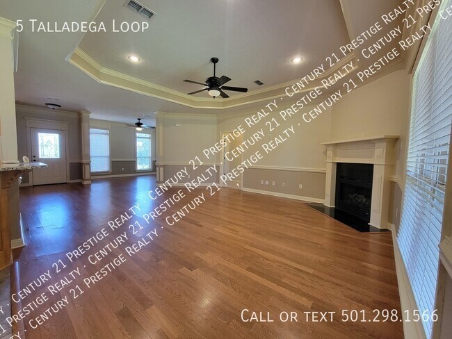 Building Photo - 5 Talladega Loop